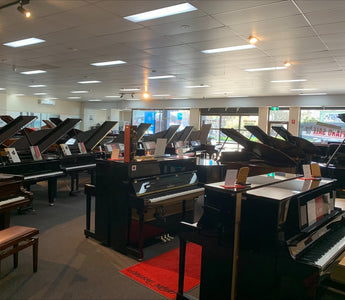 🎹 5 Things to Look Out for When Buying a New or Used Piano