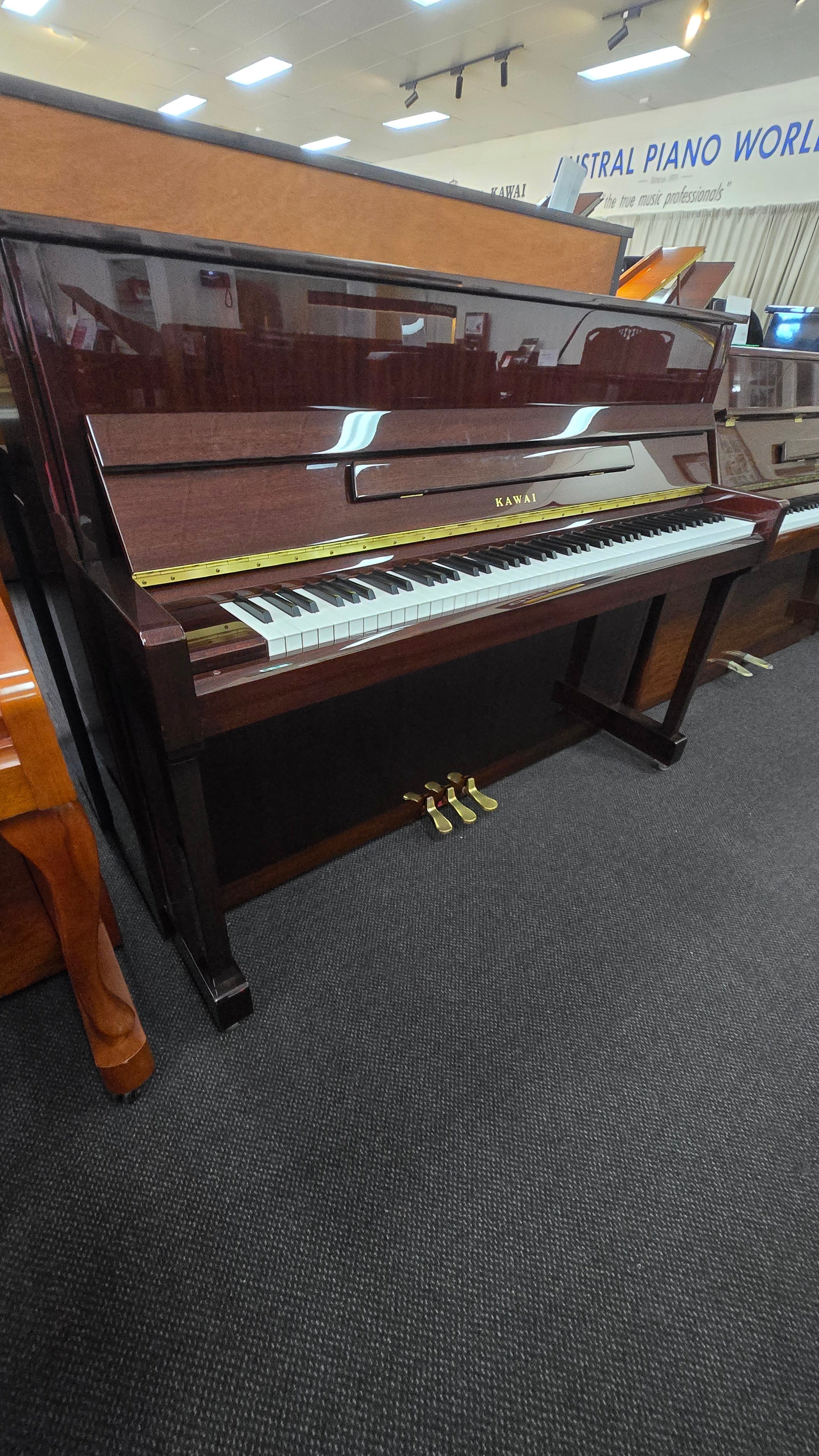 Kawai KX21 Piano