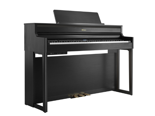 Roland HP704 digital Piano