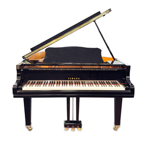 Yamaha Baby Grand Piano GC1